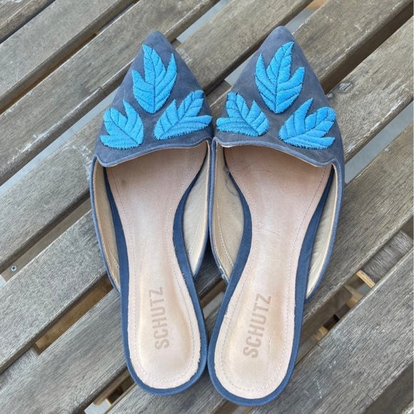 SCHUTZ || Navy Nubuck Flats w Blue Leaf || Size 9 - Picture 2 of 6